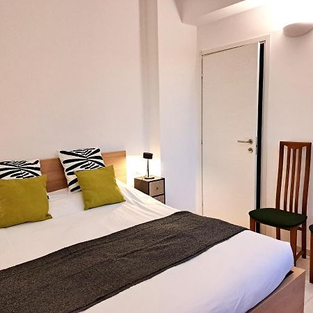Milano Studio B Bagian luar foto