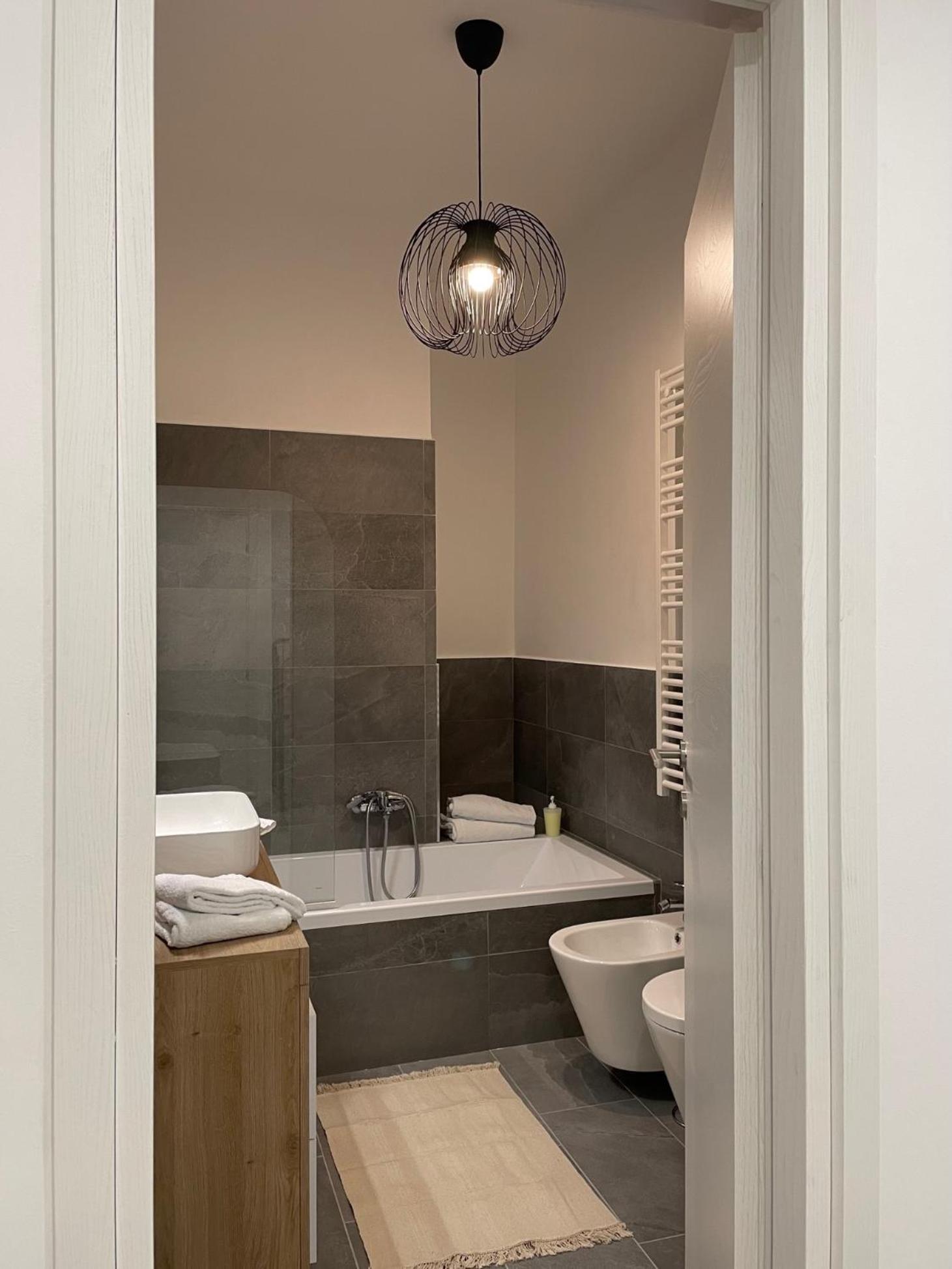 Milano Studio B Bagian luar foto